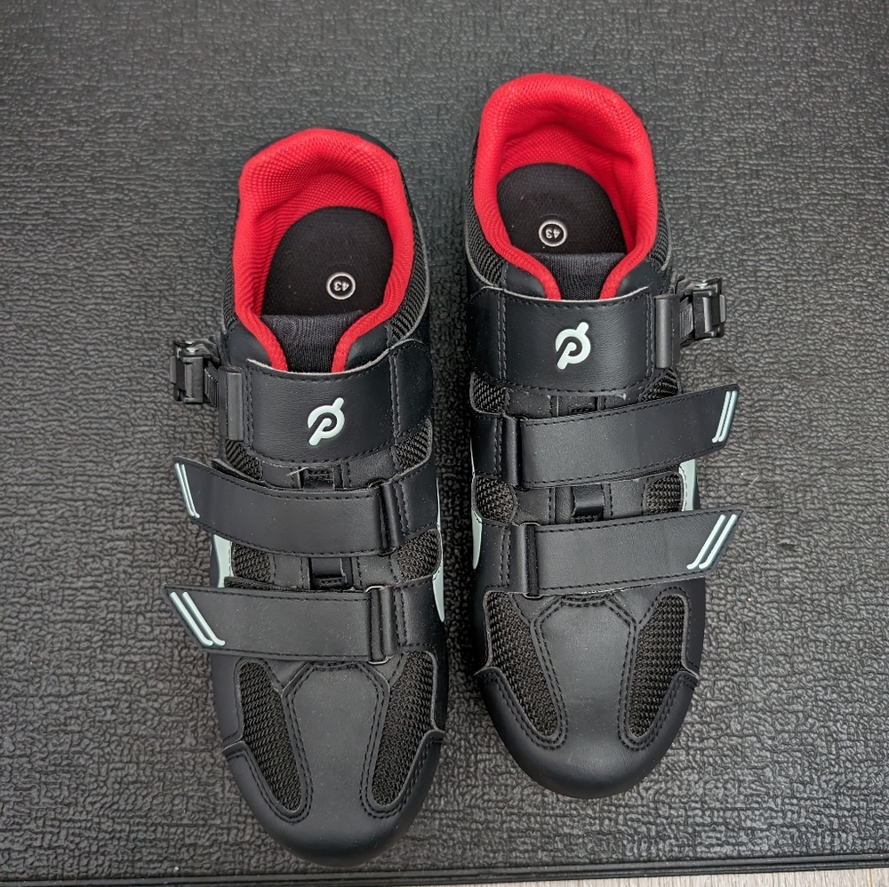 Peloton cycling shoes size 43